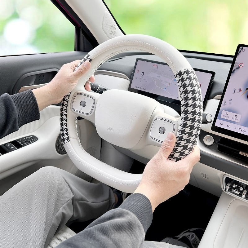 Fit for 2026 ORA 5 Ultra Thin  - Steering Wheel Cover avis et prix