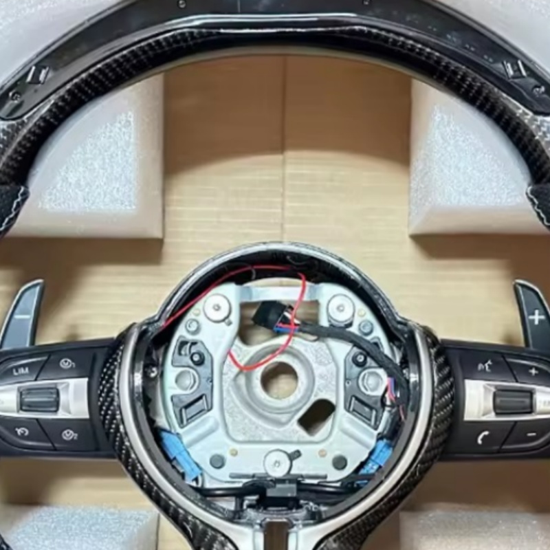 LED Car Steering Wheel Carbon  - Car Accessories For Steering Wheel avis et prix